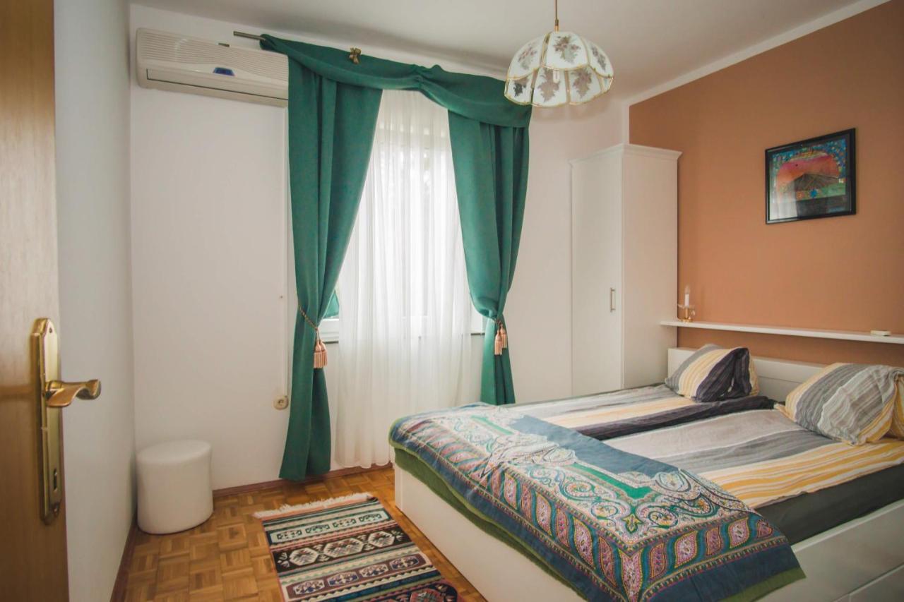 Apartmani Mili Malinska Exteriér fotografie